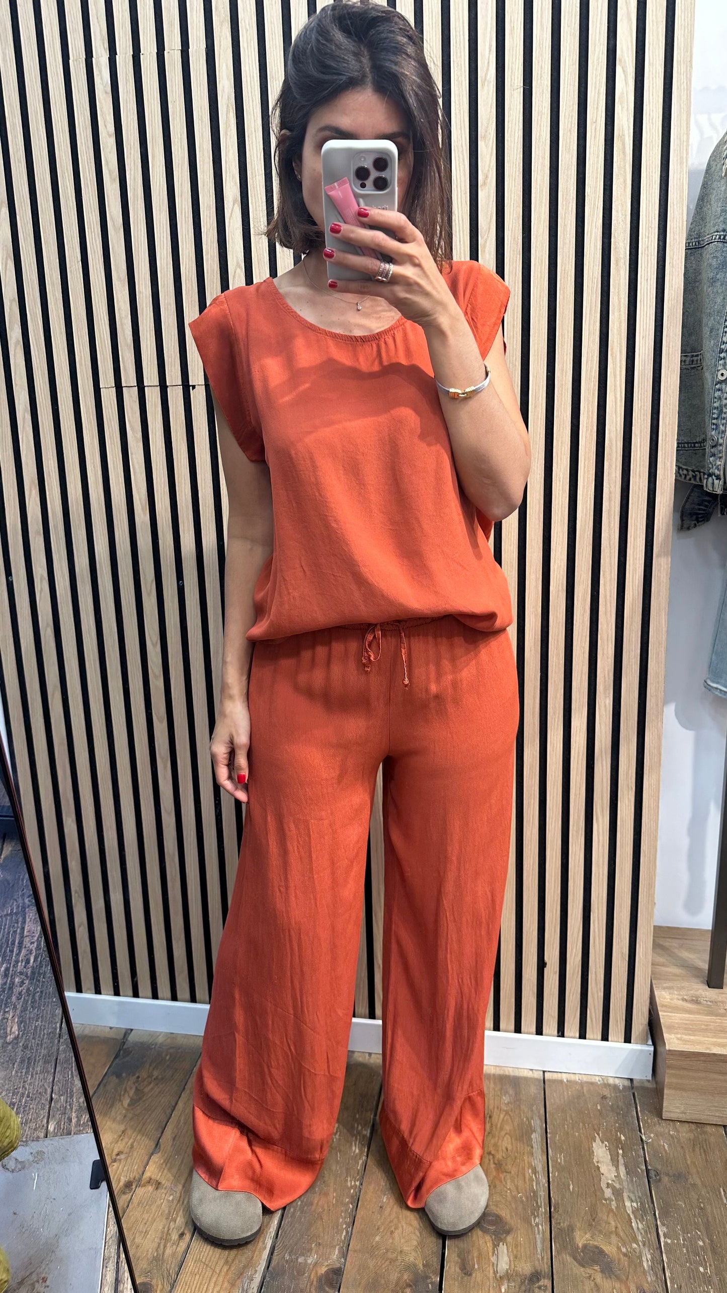 Top Annabella
