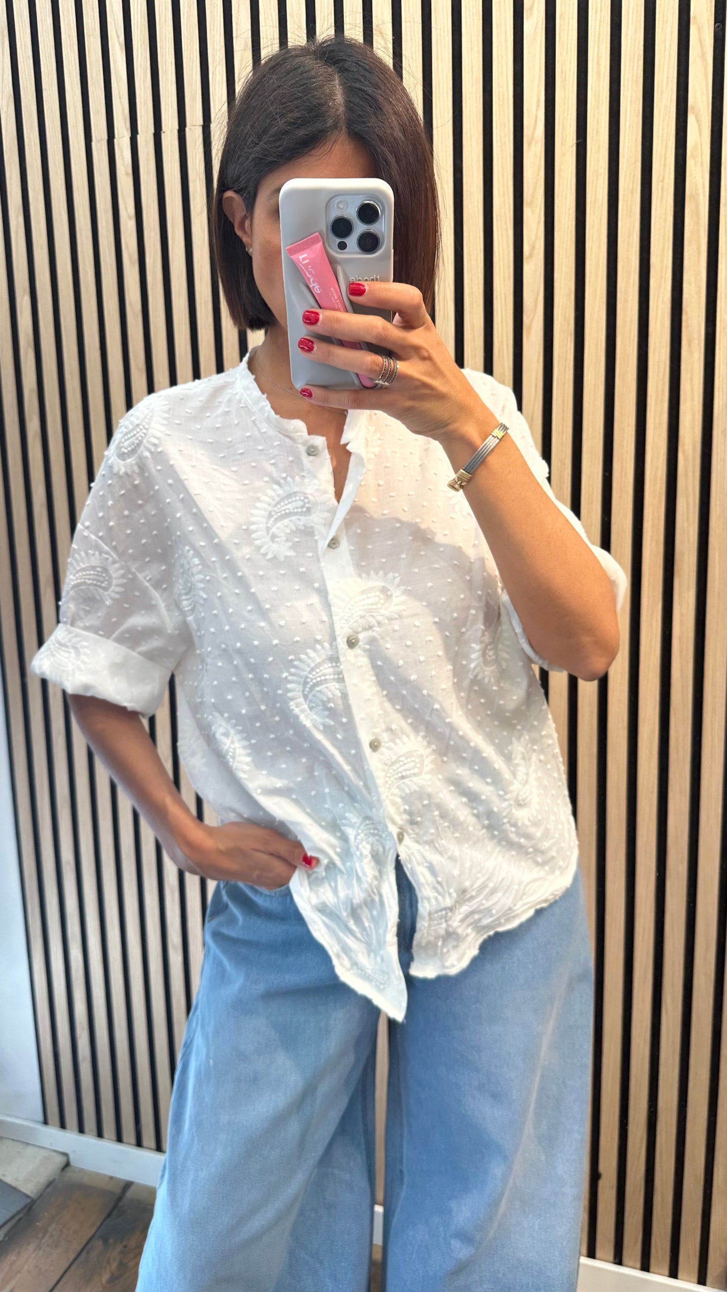 Camicia ricamo