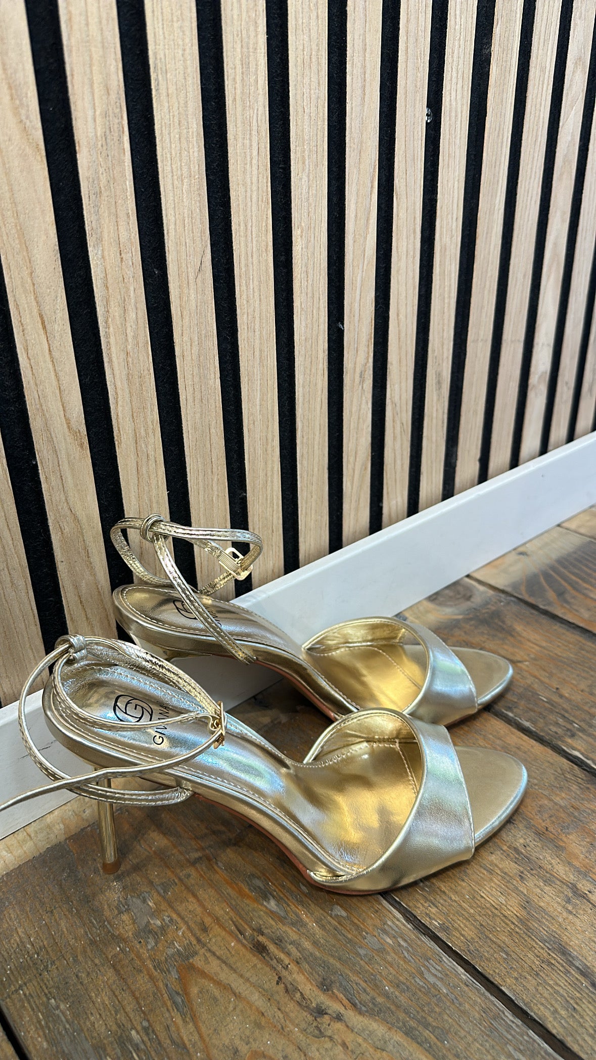 Sandalo oro