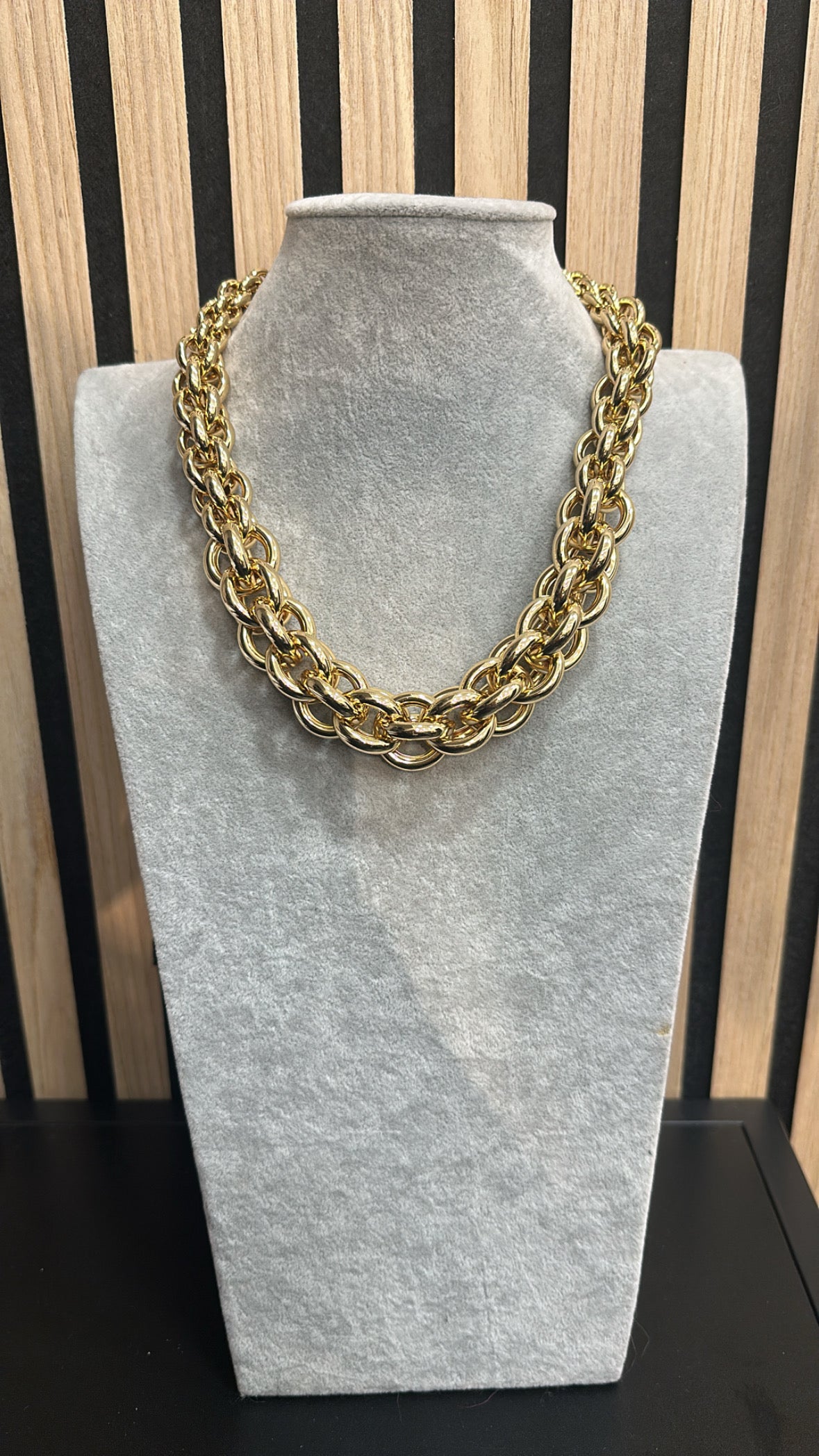 Collana Torsade