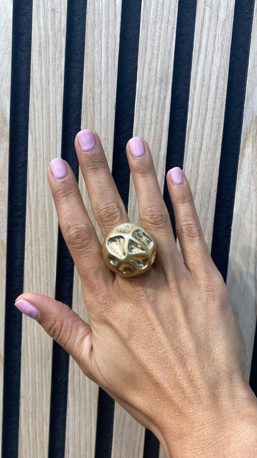 Anello Bombato Stillizzato -Oro