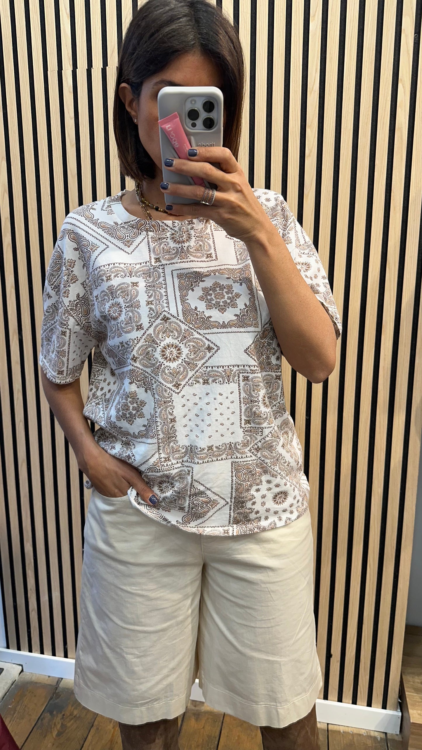 T-shirt bandana