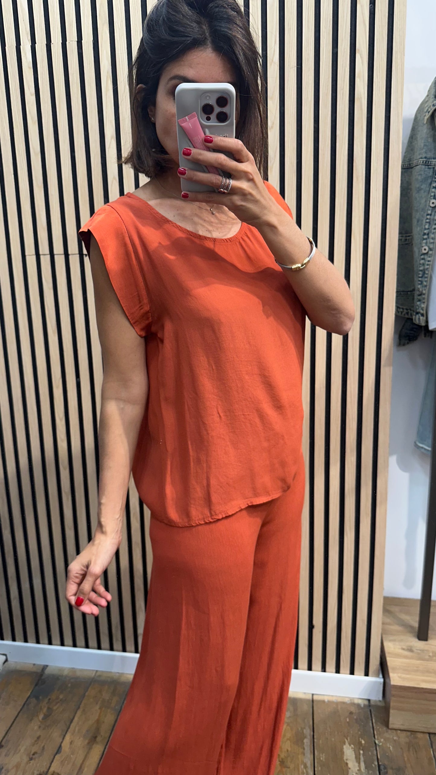 Top Annabella