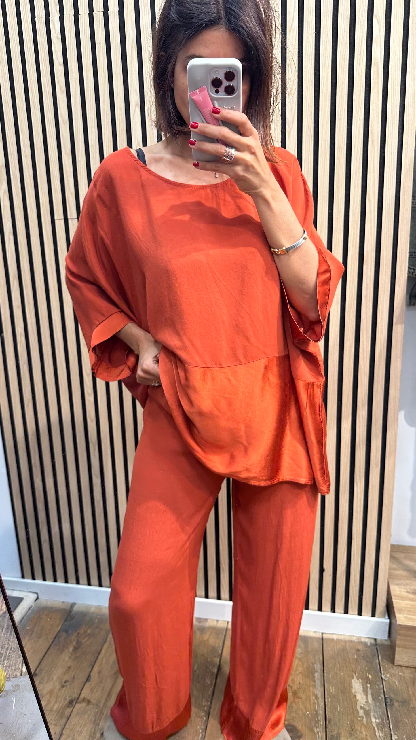 Blusa  Annabella