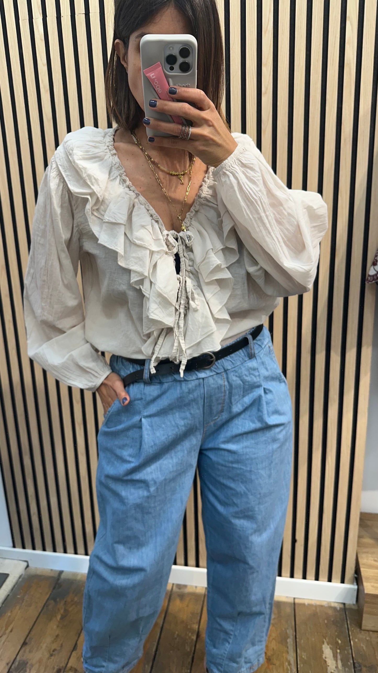Blusa Jabot